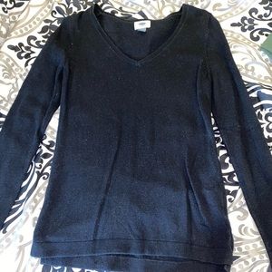 Black old navy sweater